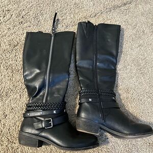 SO Black Knee-High Boots